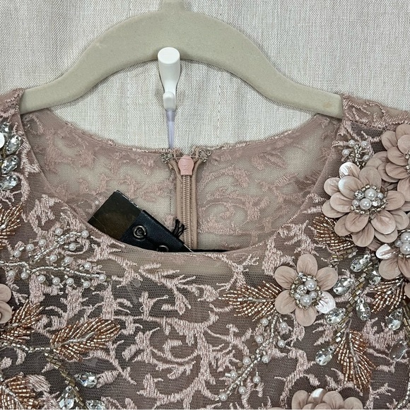 NWT Mac Duggal EMBELLISHED ILLUSION LONG SLEEVE A LINE GOWN Sz 4 Wedding Prom - Picture 8 of 16